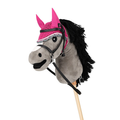 QHP Ohrenhaube Hobby horse