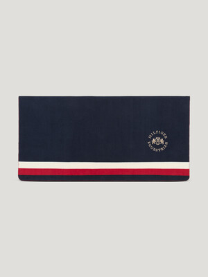 Tommy Hillsdale Fleece Decke