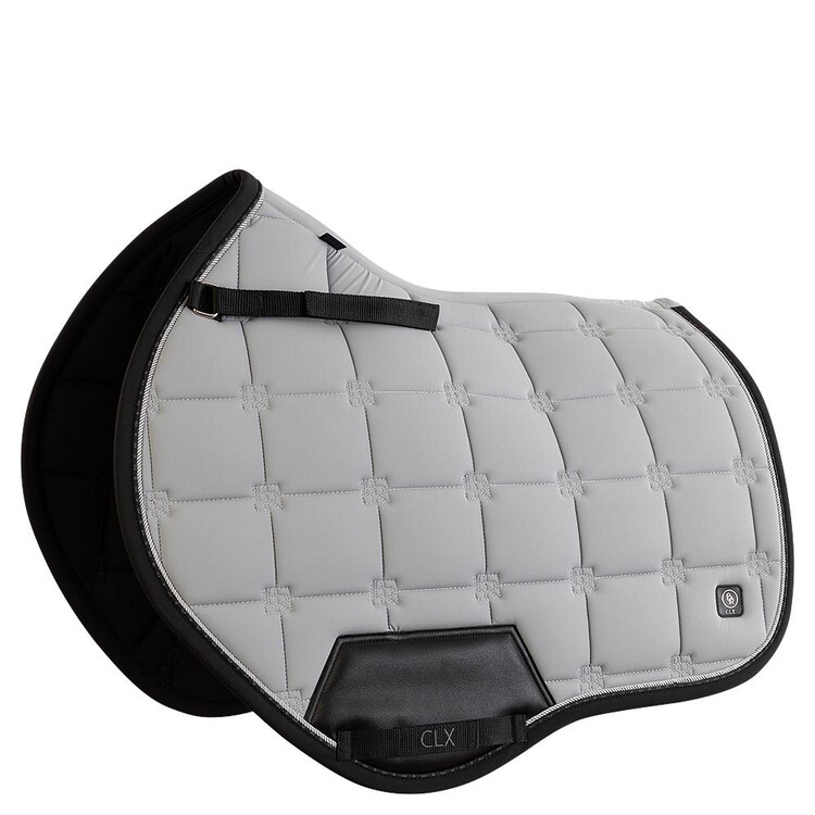 BR CLX Zadeldek Jumping