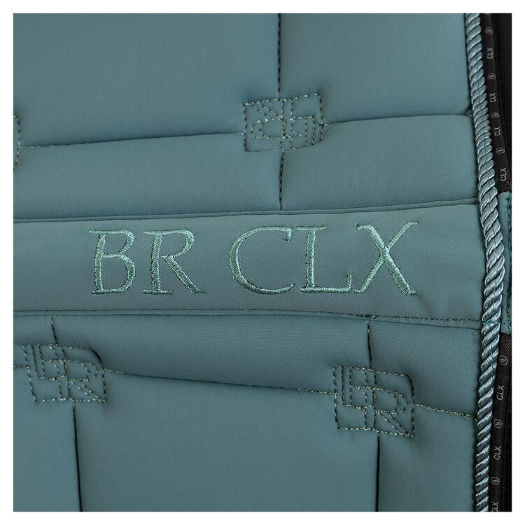 BR CLX Zadeldek Jumping