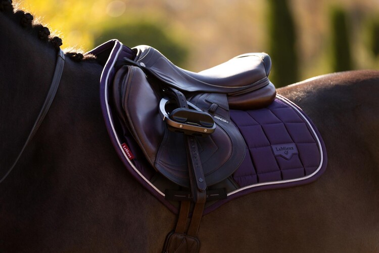 LeMieux Loire Classic Close Contact Zadeldek