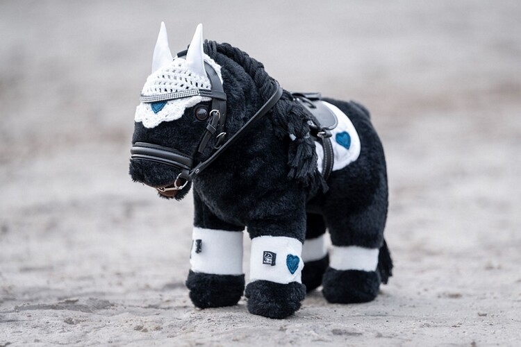 HKM Wedstrijdset Cuddle Pony